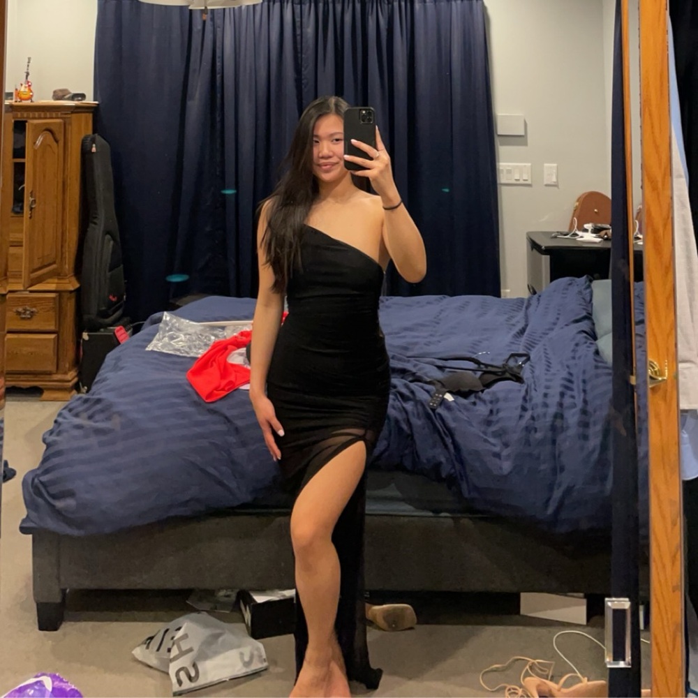 Windsor One shoulder black dress